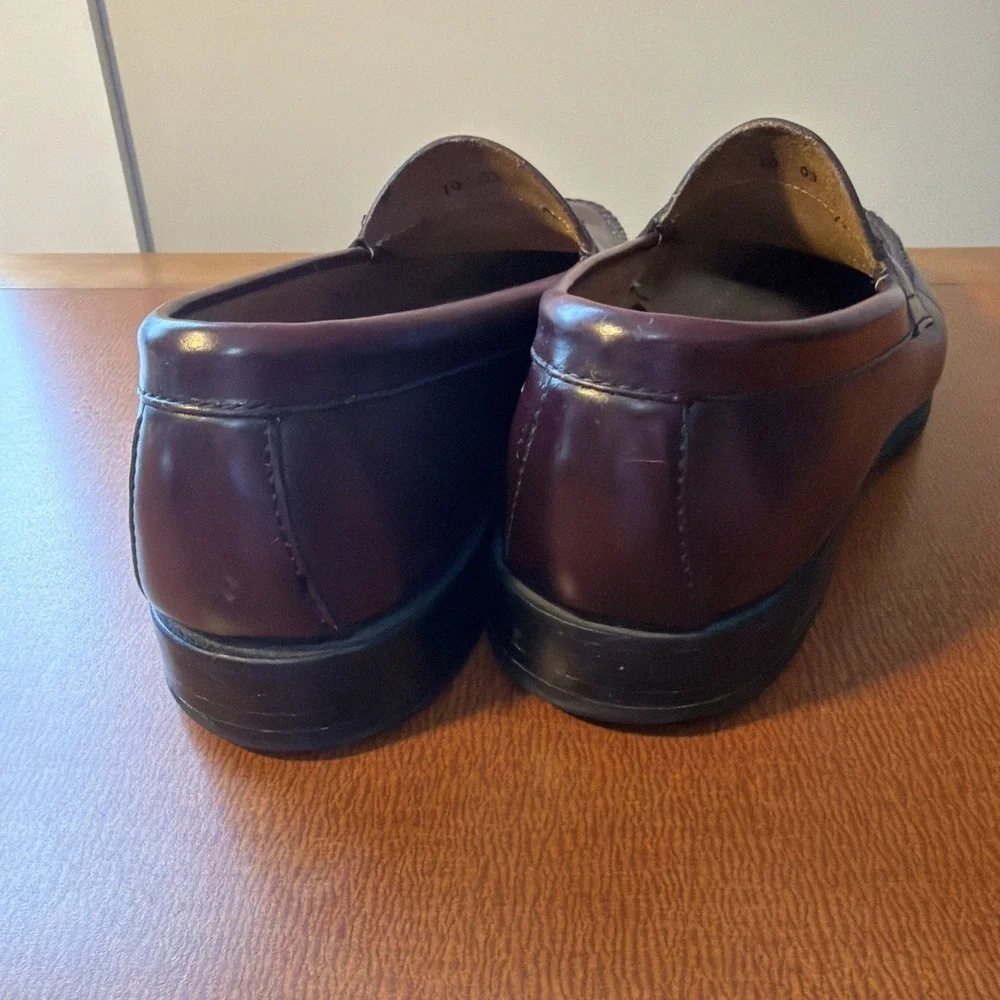 Bass Weejuns Penny Loafers Mens 9 EE Burgundy Leather Made USA Slip On Classic
